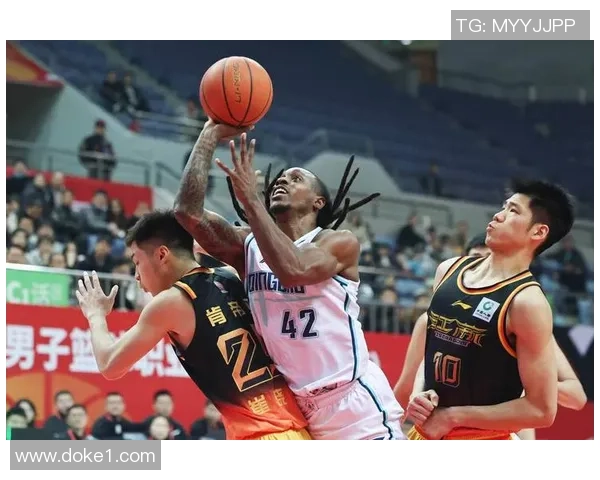 赛后分析：广州排球队与上海排球队的比赛节奏与战术对比探讨